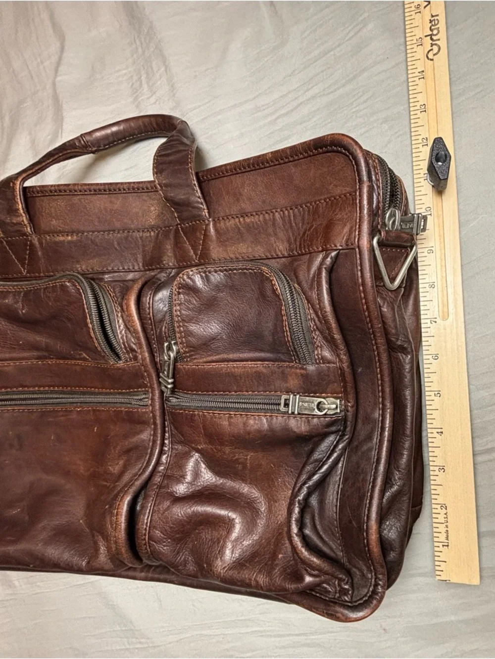 Vintage‎ Tumi Alpha Leather Laptop Briefcase Brown Distressed 17 Inch